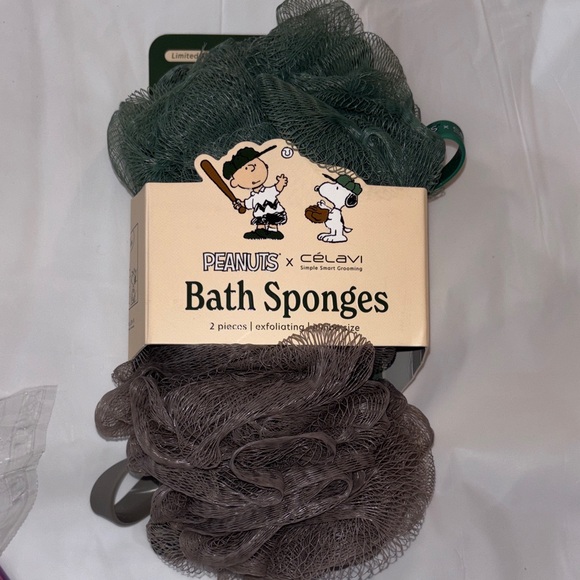 Celavi Other - Peanuts Jumbo Size Exfoliating Bath Sponges